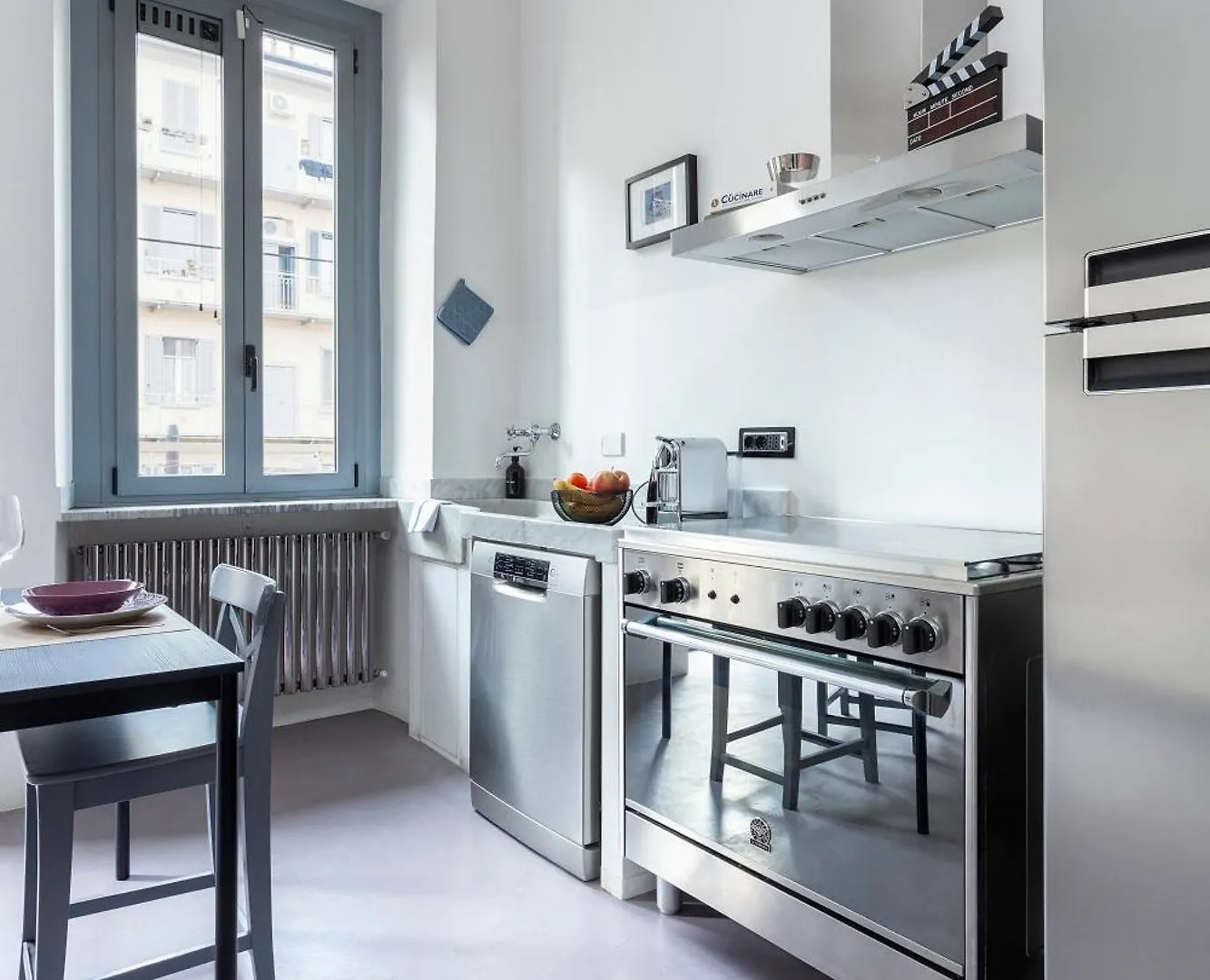 Stylish Industrial Flat Apartment Milan