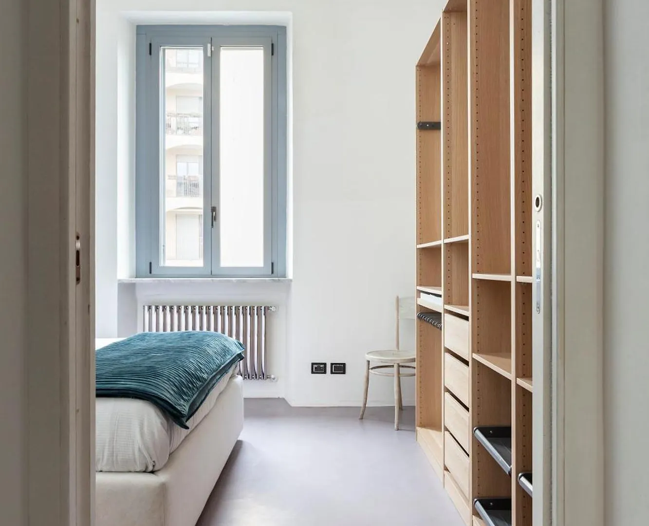 Stylish Industrial Flat Apartment Milan