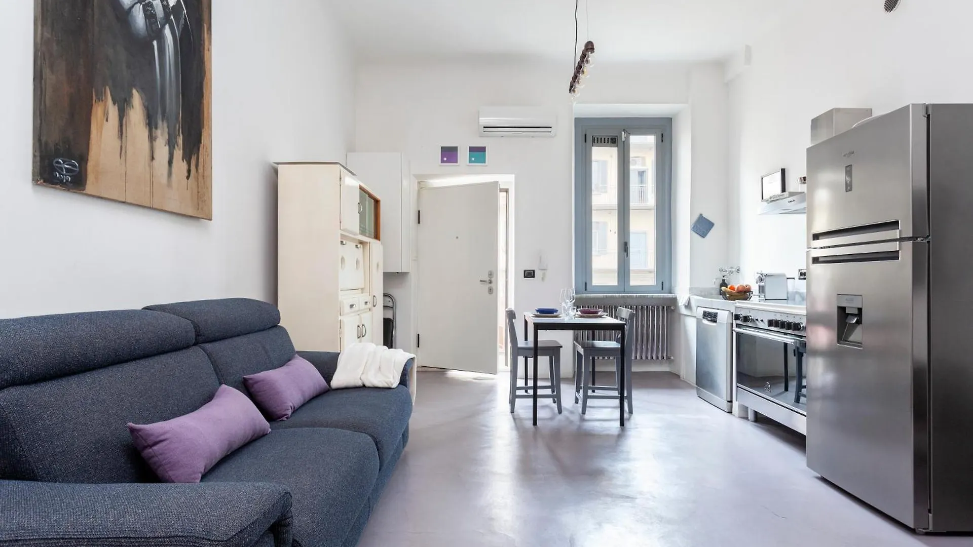 Stylish Industrial Flat Apartment Milan